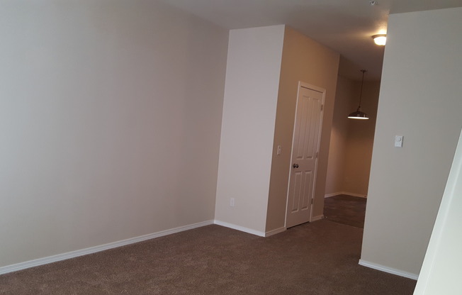 2 beds, 1.5 baths, 1,009 sqft, $1,650, Unit C