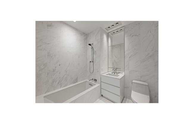 2 beds, 2 baths, 1,573 sqft, $20,000, Unit 19B