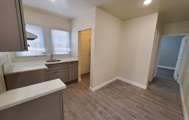 943 S. Bonnie Beach