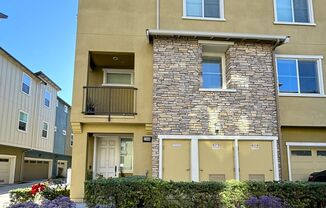 Appealing 3-bedroom, 2.5-bathroom home located Right in the heart of Silicon Valley, Milpitas!