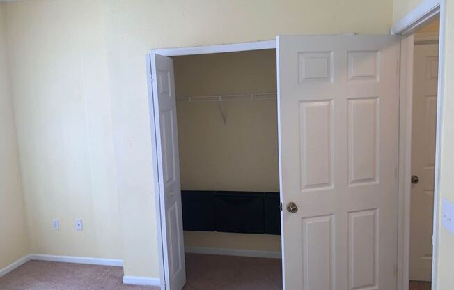 2 bedroom 2 bath Condo  with Balcony in Lake Buena Vista