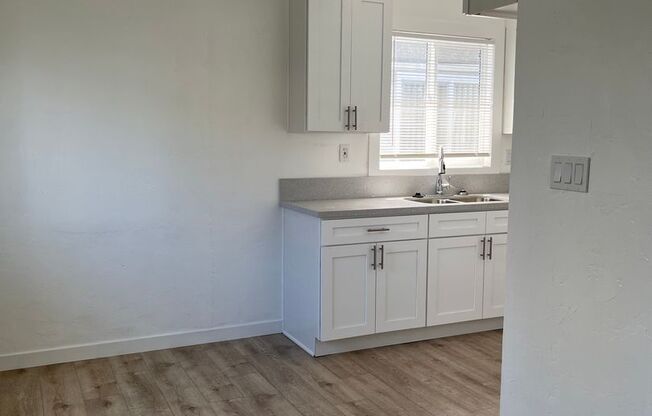 1 bed, 1 bath, 560 sqft, $2,250