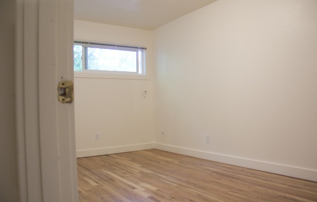 2 beds, 1 bath, $1,695, Unit 2147