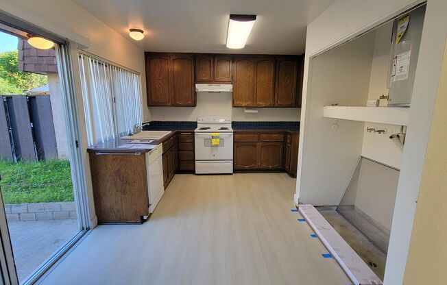 3BD/1.5BA Condo in Oceanside!