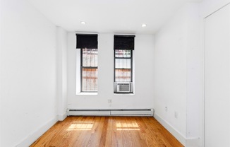 143 W 4 ST