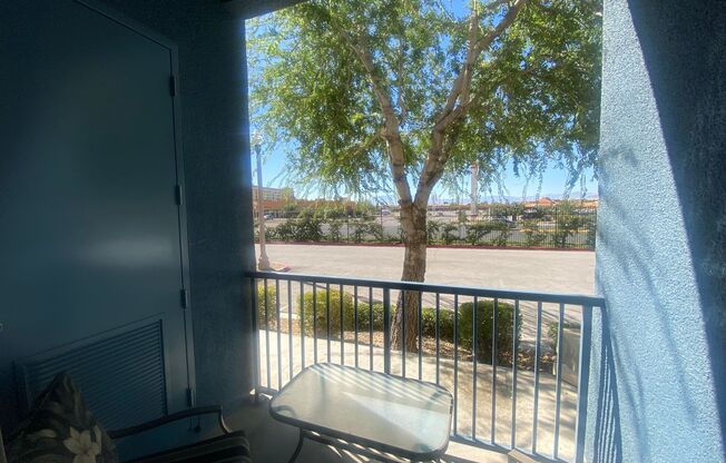 2 beds, 2 baths, $1,650, Unit 116