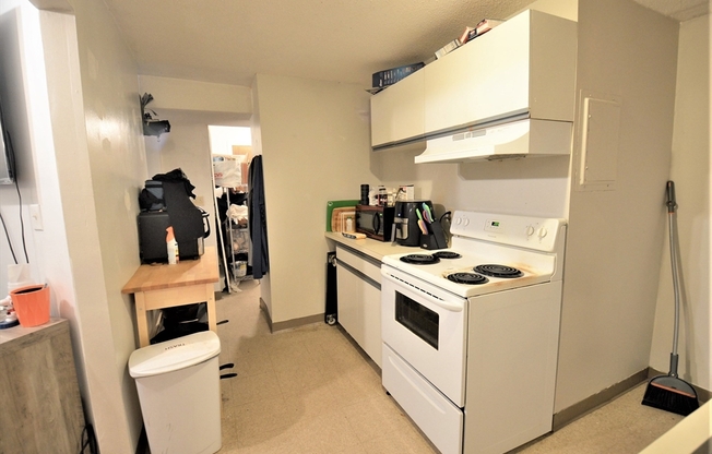 21 Kinross Rd