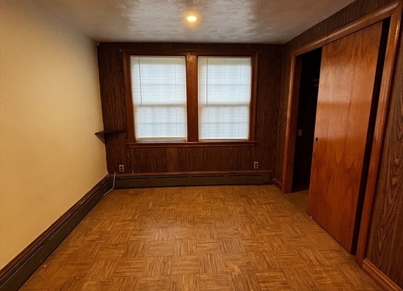 28 ELSIE ST