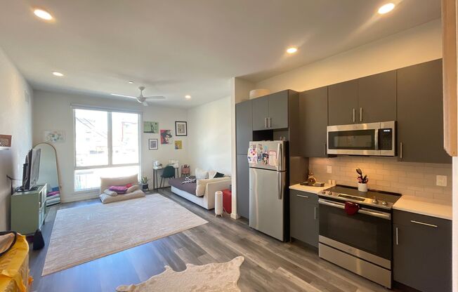 2559 Amber - Residential