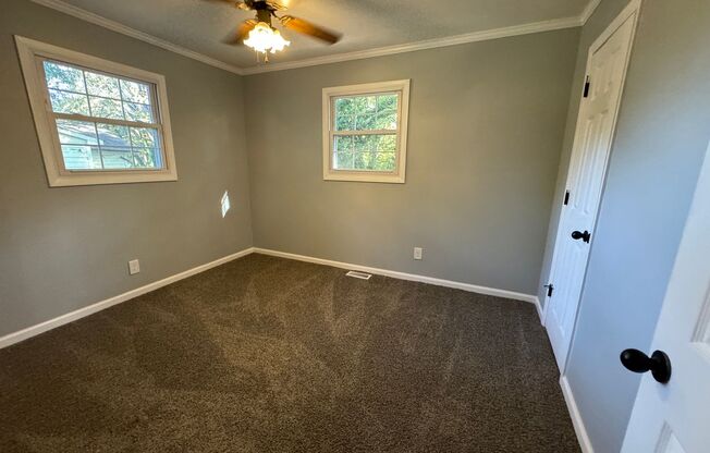 3 beds, 1 bath, $1,500