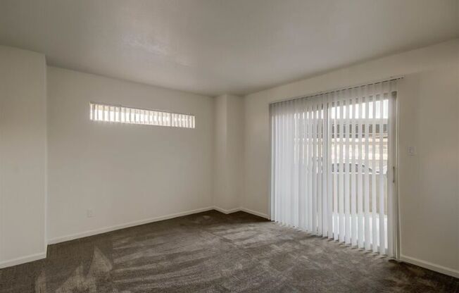 2 beds, 2 baths, 984 sqft, $1,700, Unit 113