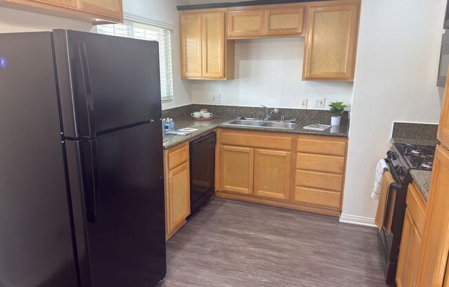 2 beds, 1 bath, 795 sqft, $2,475, Unit 21D