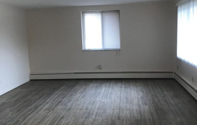 298 - Newton Street Apartments