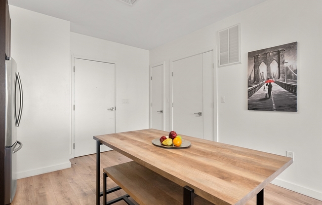 1 bed, 1 bath, 570 sqft, $3,300, Unit 504