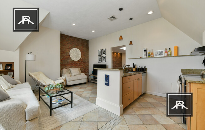 1772 BEACON