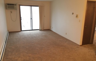 1 bed, 1 bath, 576 sqft, $770, Unit 27