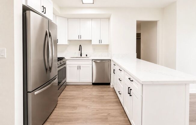2 beds, 2 baths, 1,044 sqft, $3,246, Unit #202-R