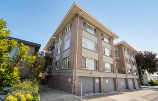 935 Solano Avenue