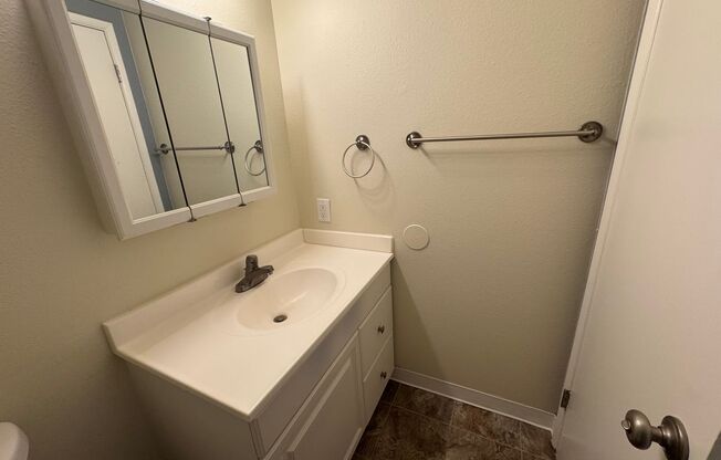 2 beds, 1 bath, 740 sqft, $1,450, Unit 217