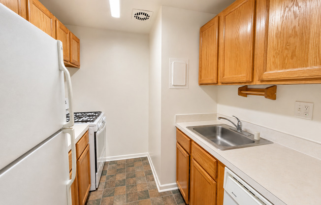 1 bed, 1 bath, 615 sqft, $1,645, Unit 112
