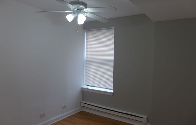 2 beds, 1 bath, 800 sqft, $1,895, Unit 504