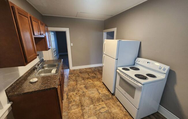 2 beds, 1 bath, $750, Unit Unit 515