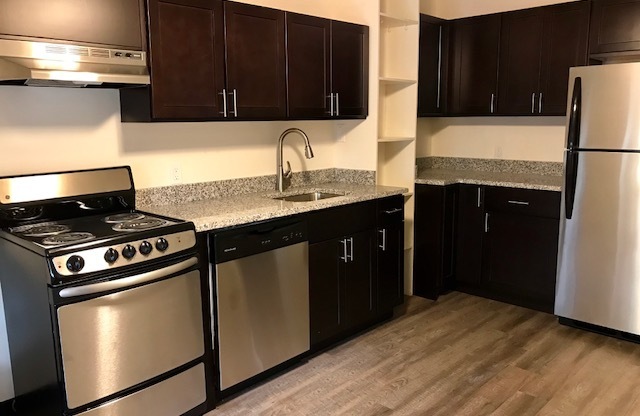 Studio, 1 bath, 500 sqft, $1,149, Unit 107-4C