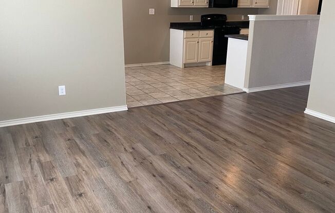 Self Showing - 4 bed 2 bath Move In Ready in Frenship ISD