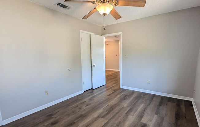 3 beds, 2 baths, 1,000 sqft, $1,650, Unit Unit A