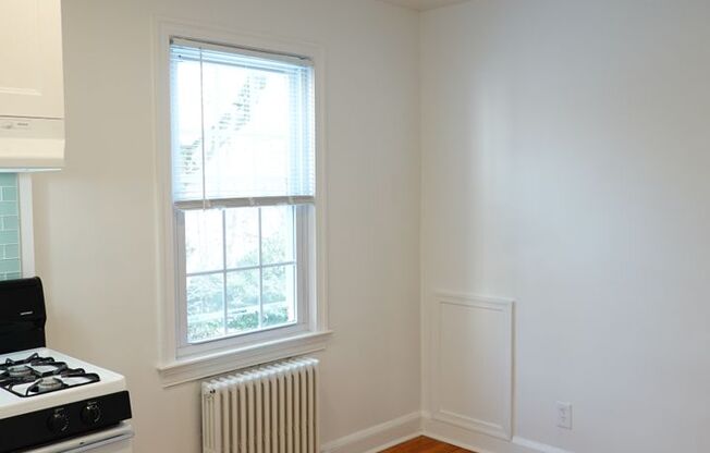 8207 Garland Avenue D&G PROPERTIES LLC