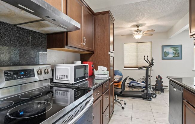 2 beds, 1 bath, $1,550