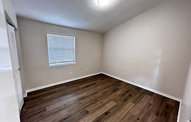 2 beds, 1.5 baths, $1,245, Unit Unit 32