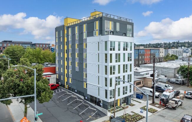 Chinook Apartments