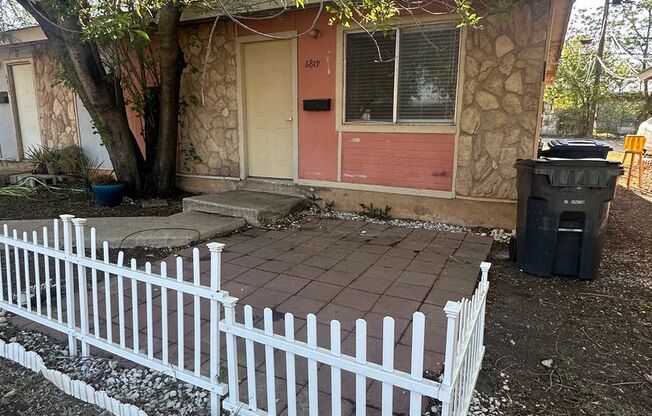 Brookview Duplex 6819