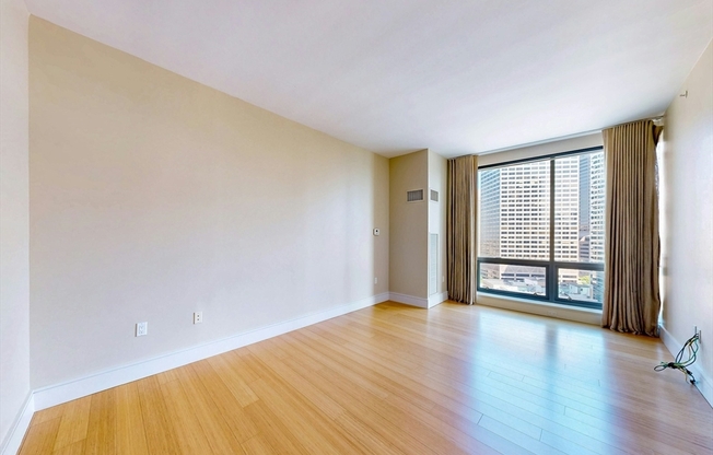 2 beds, 2 baths, 1,318 sqft, $6,400, Unit U2203