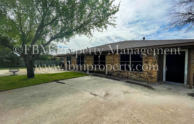 5669 MAIN ST