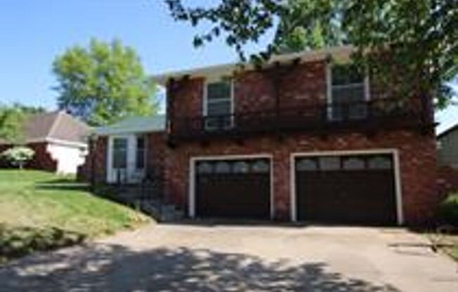 Great House, Great Yard, Great Neighborhood!