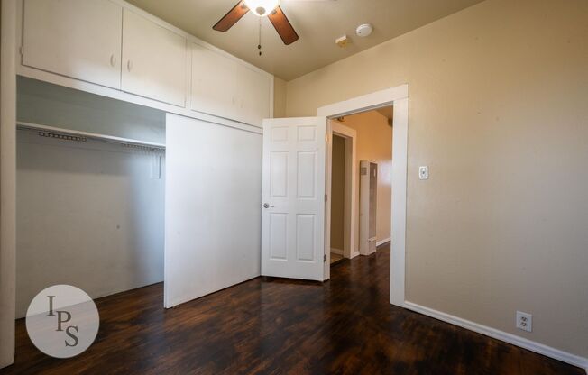 3 beds, 1 bath, $1,895