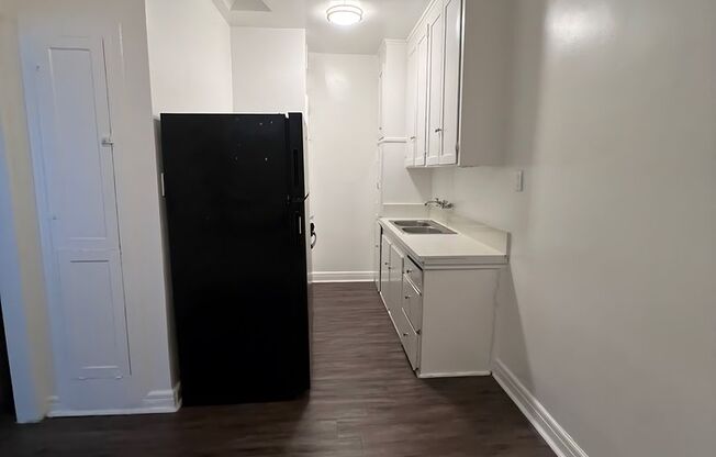 Studio, 1 bath, $1,695