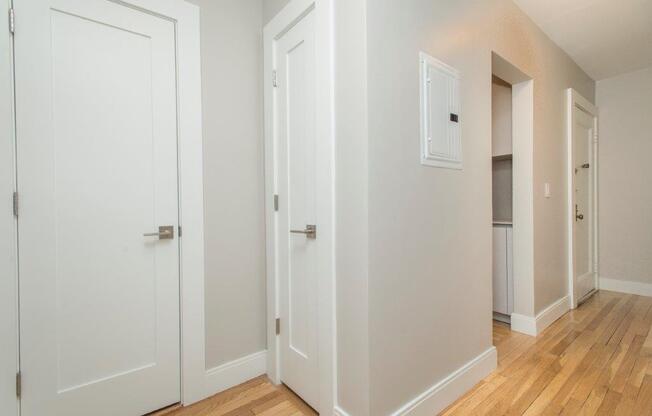 1 bed, 1 bath, 585 sqft, $2,950, Unit 10