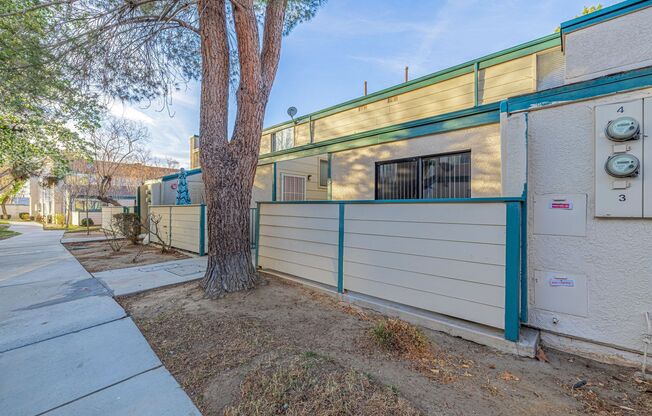 2 Story 2 Bedroom Condo in the Willow Creek Condo Complex