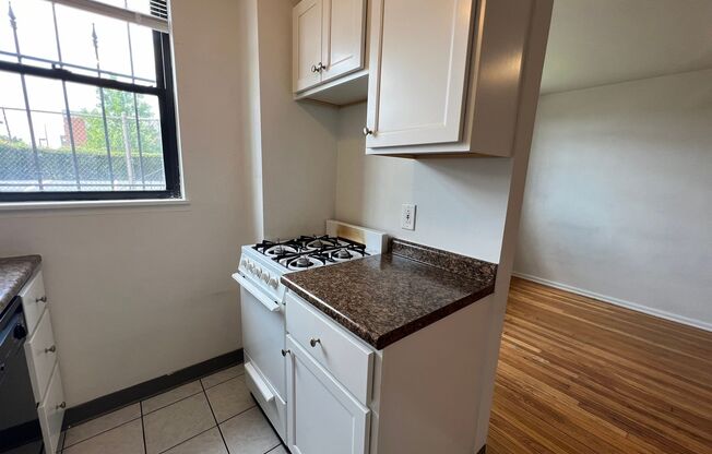 147 S. Negley Avenue