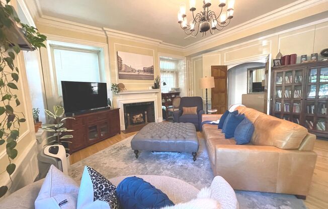 1233 Marshall / 1222-36 Cass