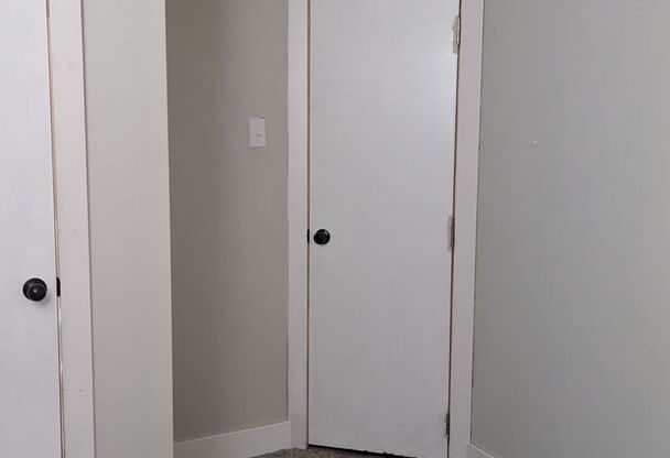 1 bed, 1 bath, $500