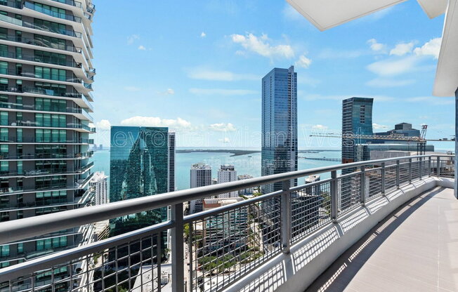 3 beds, 4 baths, 2,734 sqft, $8,500, Unit Apartment 3800