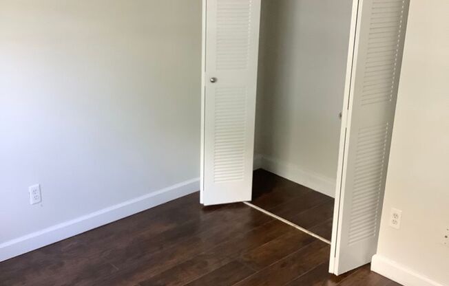 2 beds, 2 baths, 1,100 sqft, $2,090, Unit 7050-104