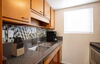 Kitchen at The Continental Apartments in Downtown Phoenix Arizona