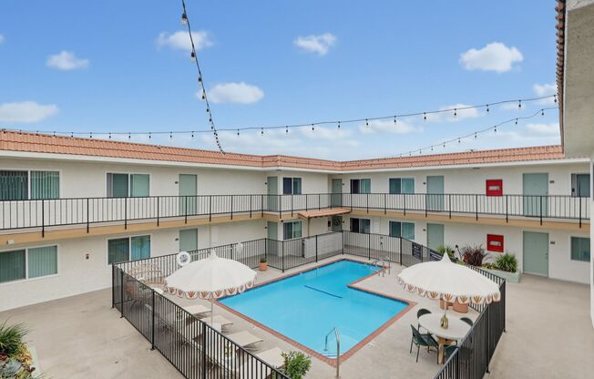 Palms Apartments