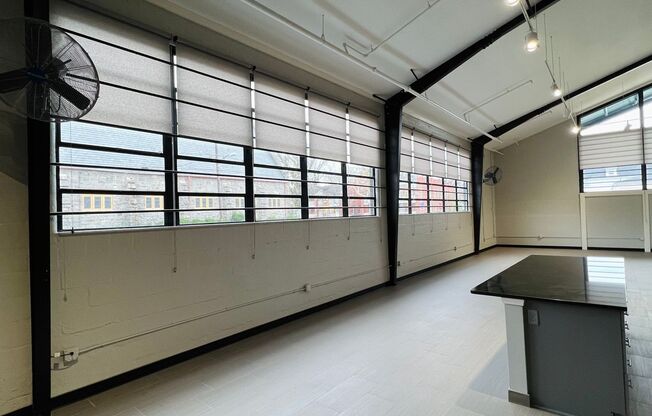 3 beds, 2 baths, 2,686 sqft, $2,650, Unit Unit 106