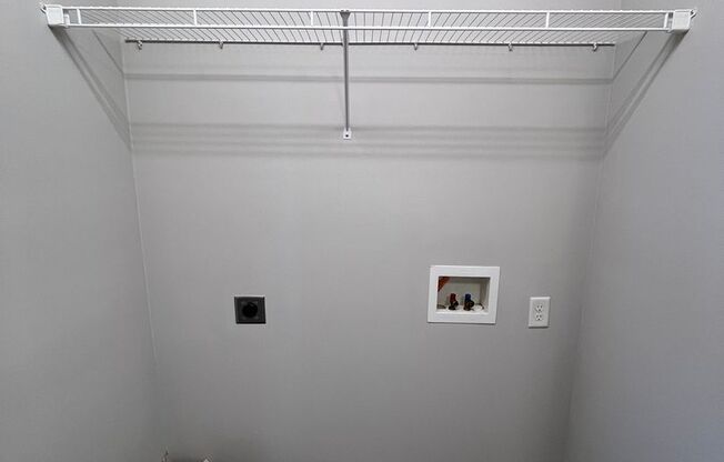 2 beds, 2 baths, $900, Unit 374E